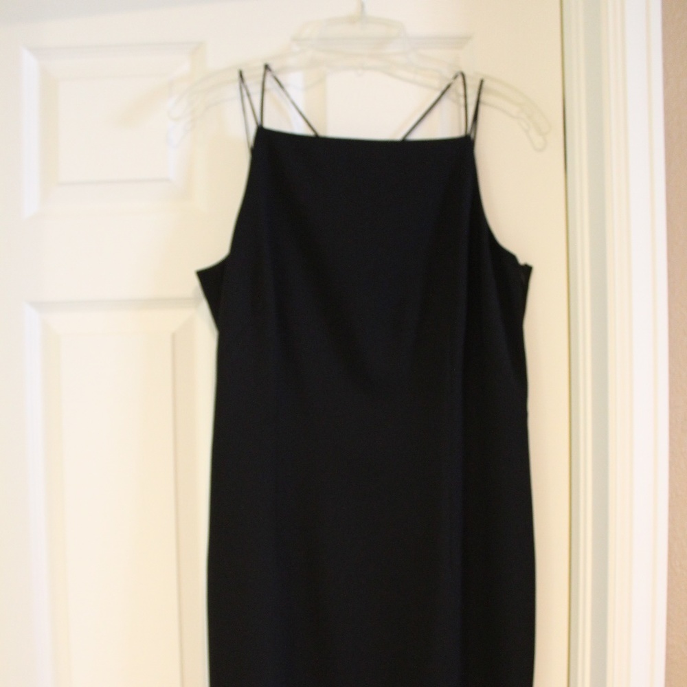 LITTLE BLACK DRESS